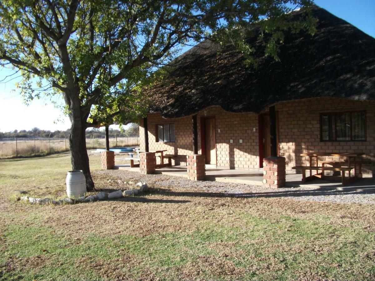 Kalkfontein Guestfarm Hotel Grootfontein Екстериор снимка